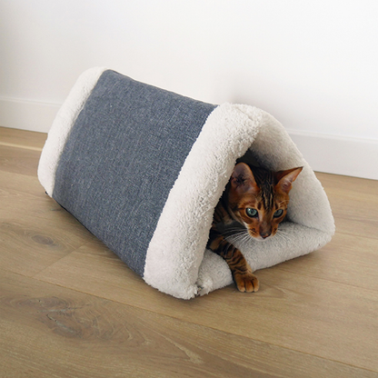 Rosewood Snuggle Plush 2 in 1 Cat Comfort Den